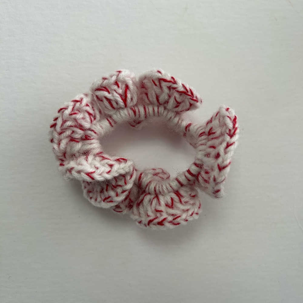 White and Red Crochet Hair Scrunchie